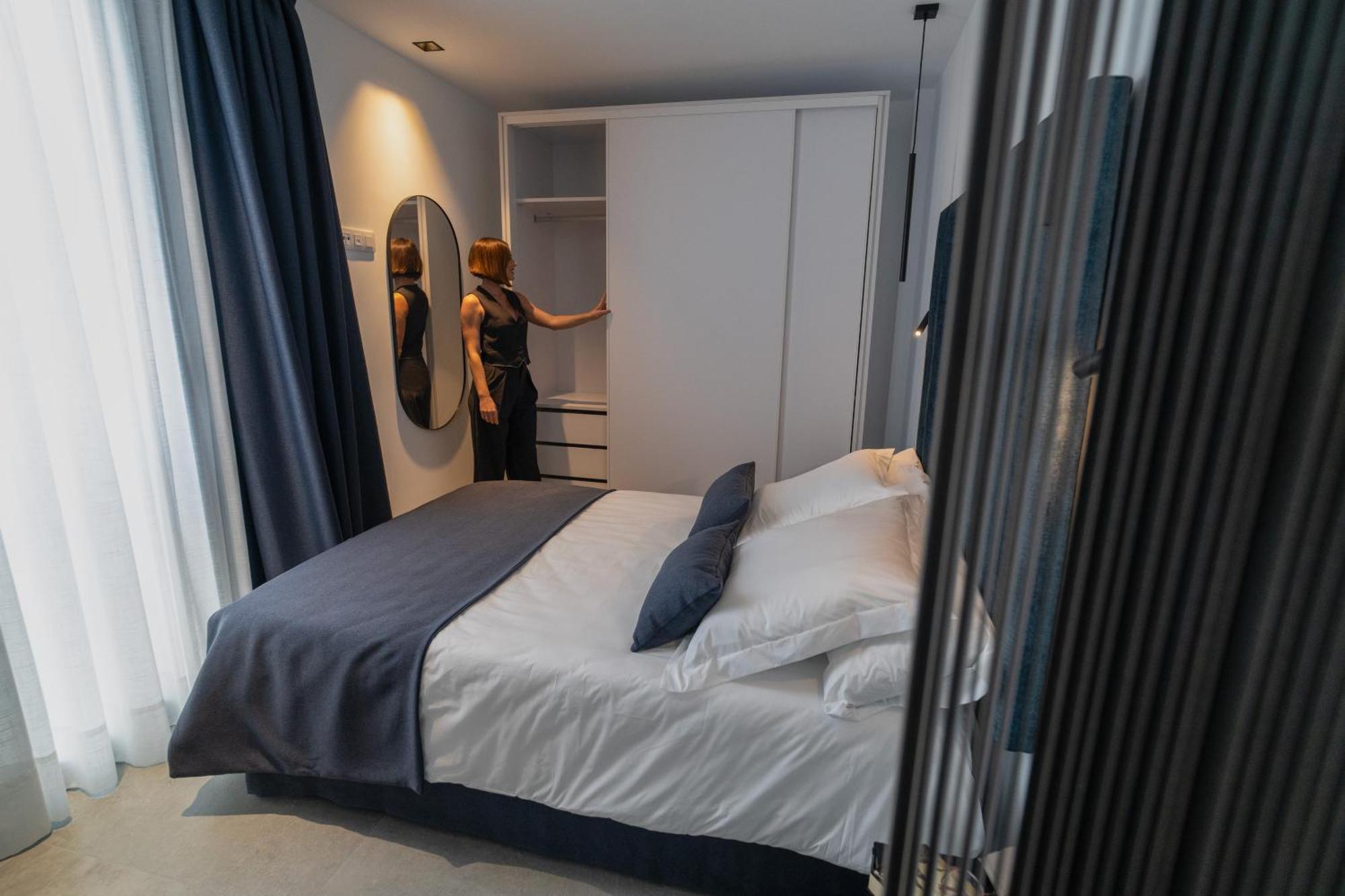 Riam Suites Apartamentos Los Palacios Y Villafranca Esterno foto