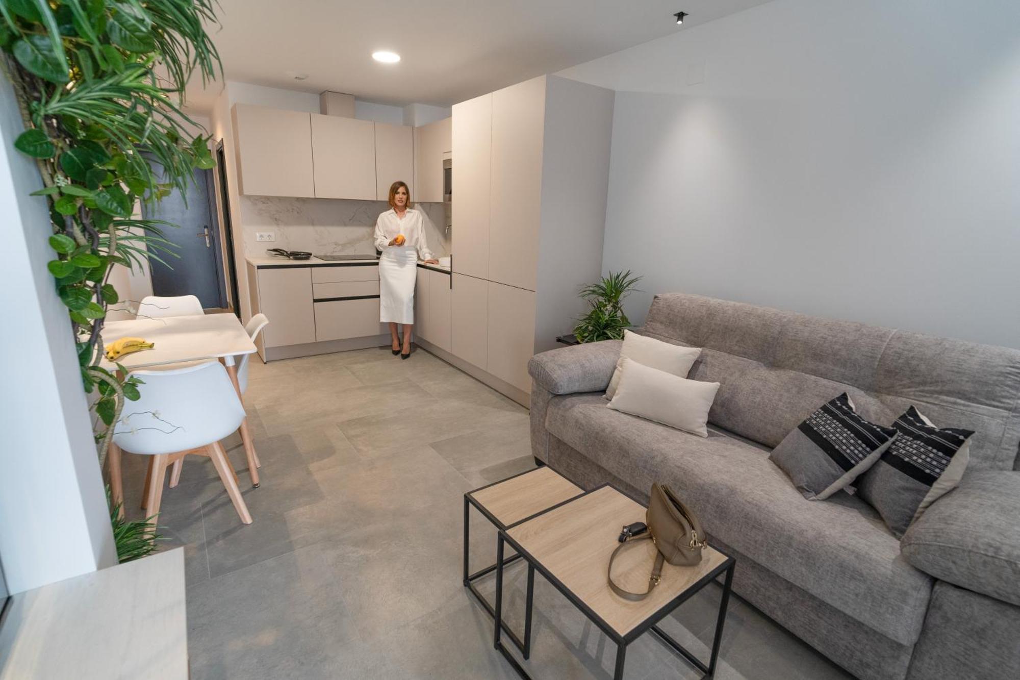 Riam Suites Apartamentos Los Palacios Y Villafranca Esterno foto