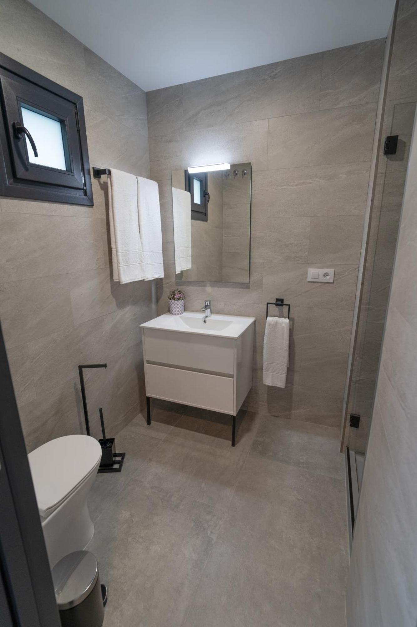 Riam Suites Apartamentos Los Palacios Y Villafranca Esterno foto