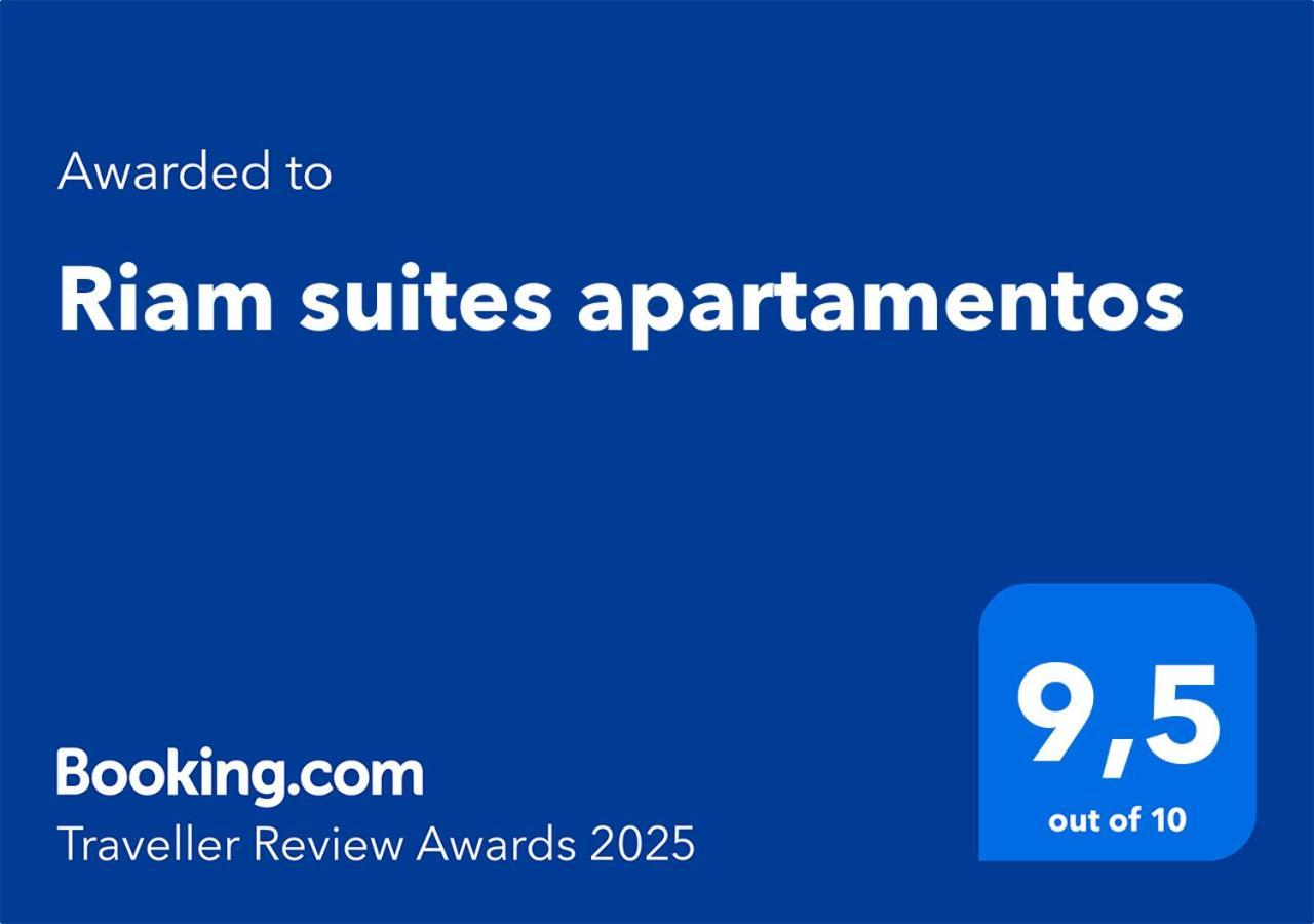 Riam Suites Apartamentos Los Palacios Y Villafranca Esterno foto
